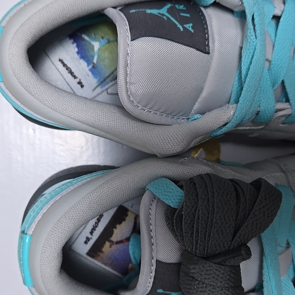 BRAND NEW AIR Jordan 1 Low SE - Picture 5 of 13